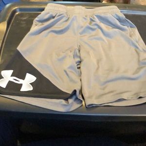 Underarmor shorts youth small